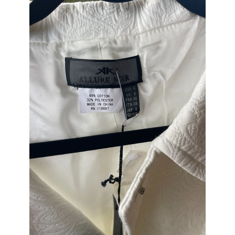 NWT Macy's Allure Noir White Snap Front Jacket Size 4 - Picture 3 of 5